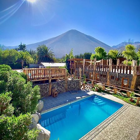 Cabanas Rusticas Olimpus Del Elqui Vicuna Exterior photo